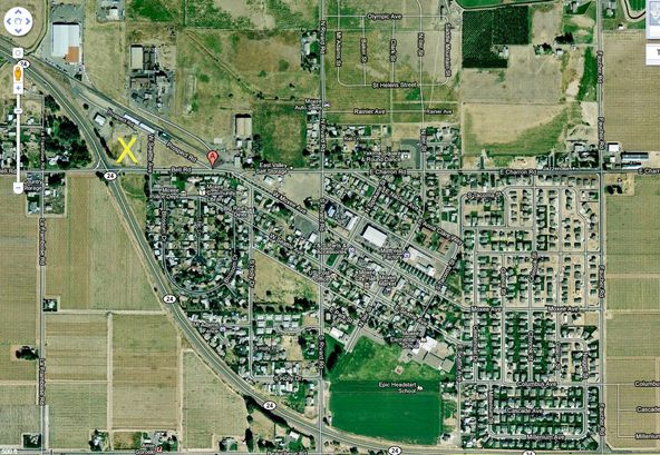 Moxee Retail: SR 24 & Moxee Avenue, Moxee, WA 98936
